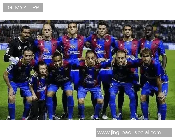 德甲精彩对决里昂大胜那不勒斯乌龙球瞬间点燃全场热情